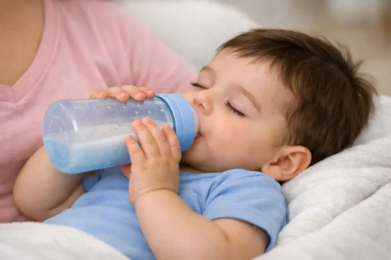 bébé s'endort au biberon et réclame 1h après
