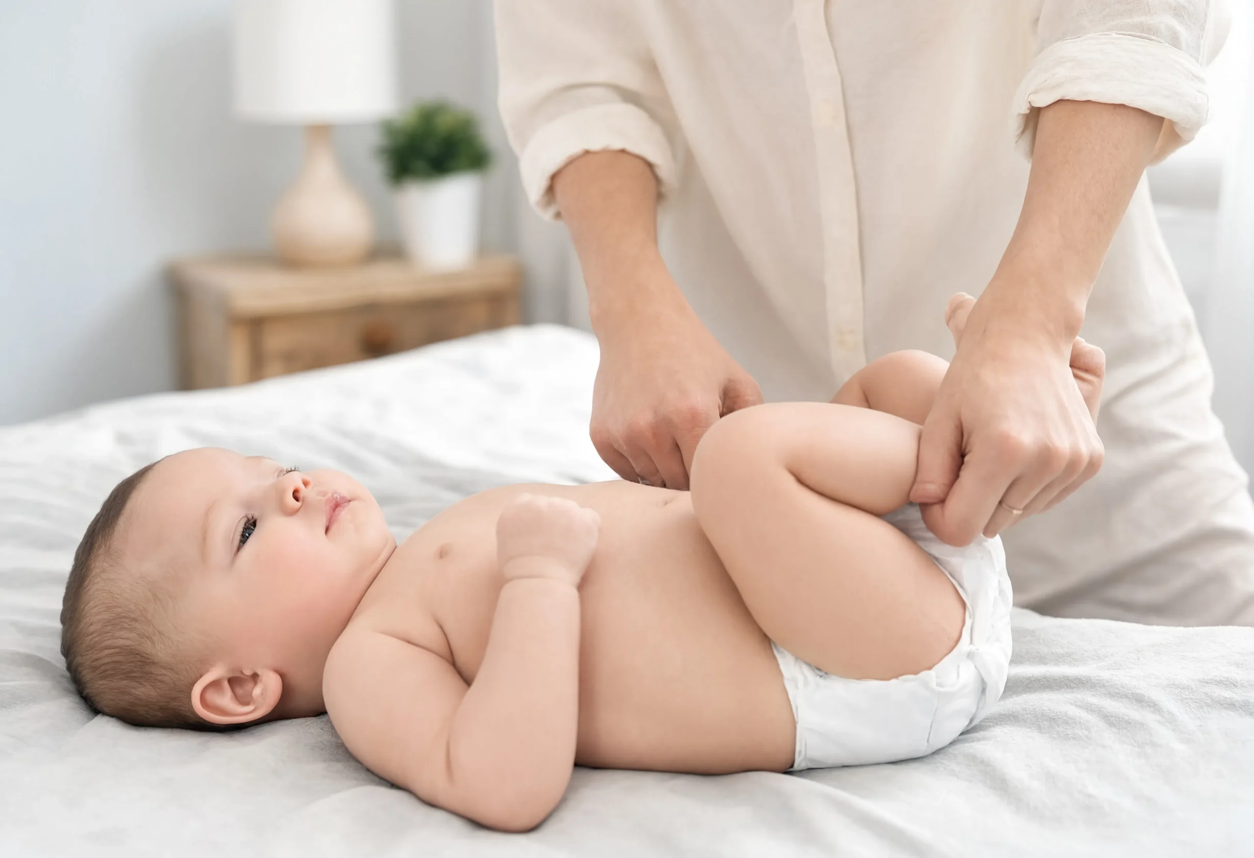 Les selles de bébé : quand s’inquiéter pour son transit ?